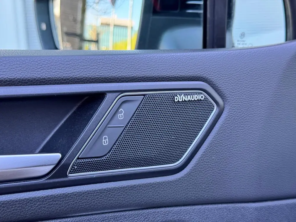 Volkswagen Tiguan 1.5 TSI ACT 3x R-Line Memory/Pano/Dynaudio uit 2019, foto 14
