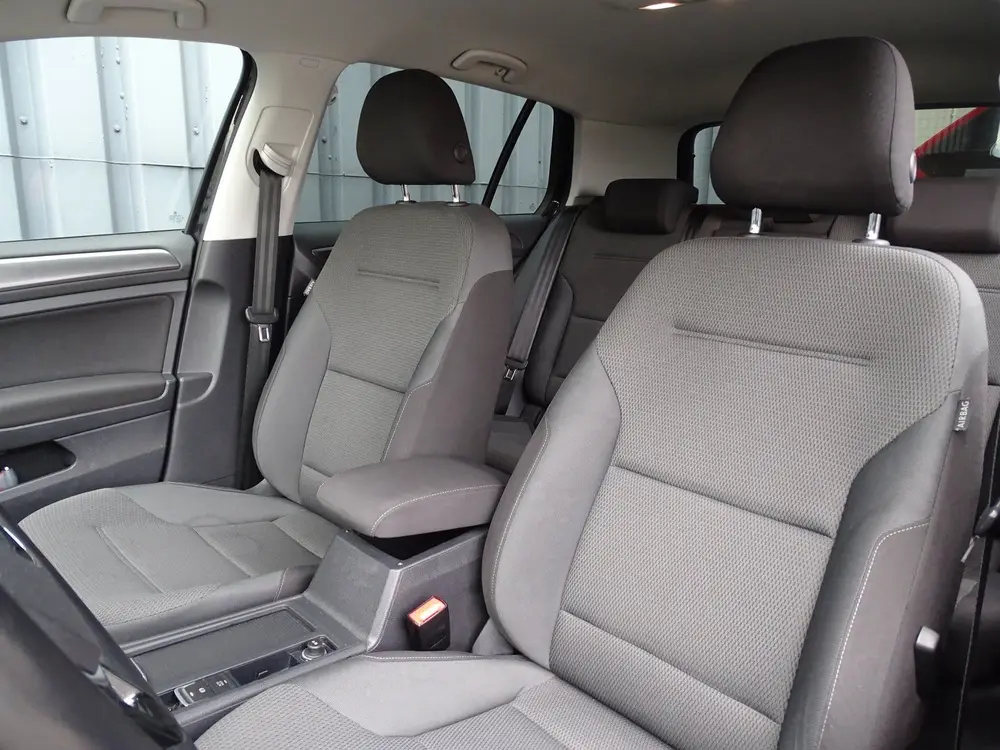 Volkswagen Golf 1.0 TSI Comfortline Excecutive | Navi | Appl uit 2019, foto 6