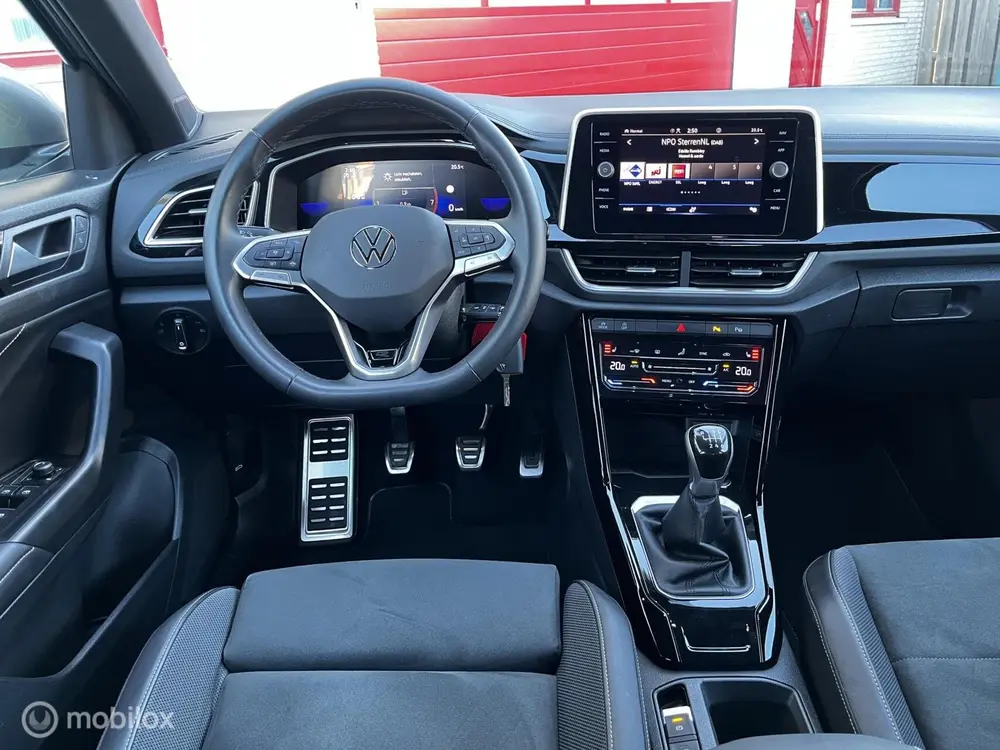 Volkswagen T-Roc 1.5 TSI R-Line / DIG COCKPIT / NAVI uit 2024, foto 12