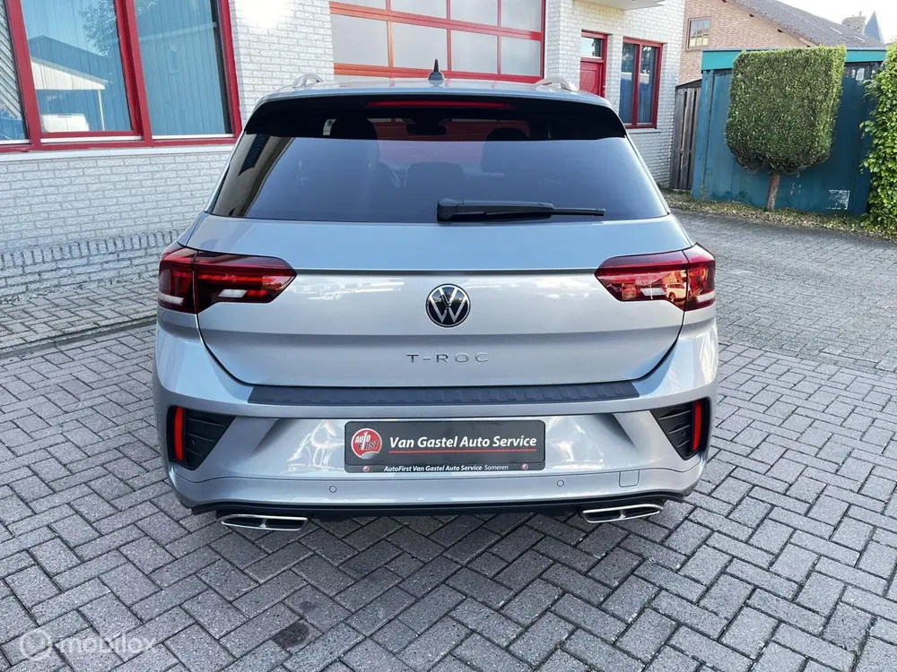 Volkswagen T-Roc 1.5 TSI R-Line / DIG COCKPIT / NAVI uit 2024, foto 6