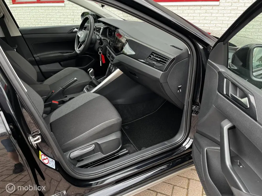 Volkswagen Taigo 1.0 TSI Edition NAVI/CRUISE/CAMERA/PDC uit 2025, foto 9