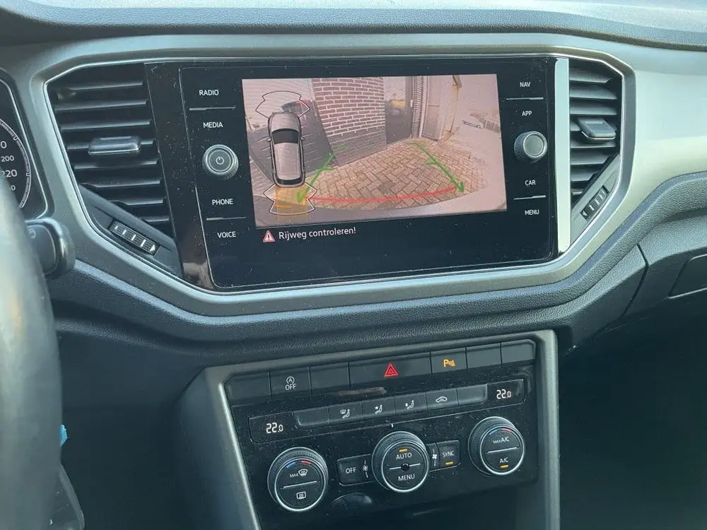Volkswagen T-ROC 1.0 TSI Style uit 2021, foto 13
