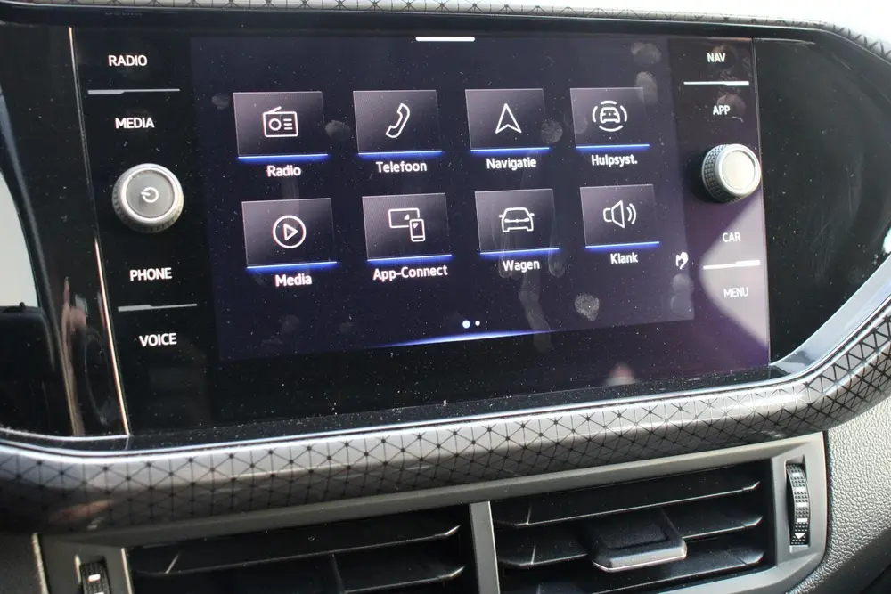 Volkswagen T-Cross 1.0 TSI R-LINE, VIRTUAL, STOELVERWARMING uit 2022, foto 11