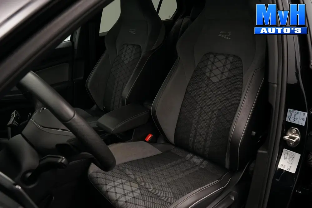 Volkswagen Golf 1.5 eTSI R-Line|STOEL/STUUR.VERW|CARPLAY|LED uit 2020, foto 3