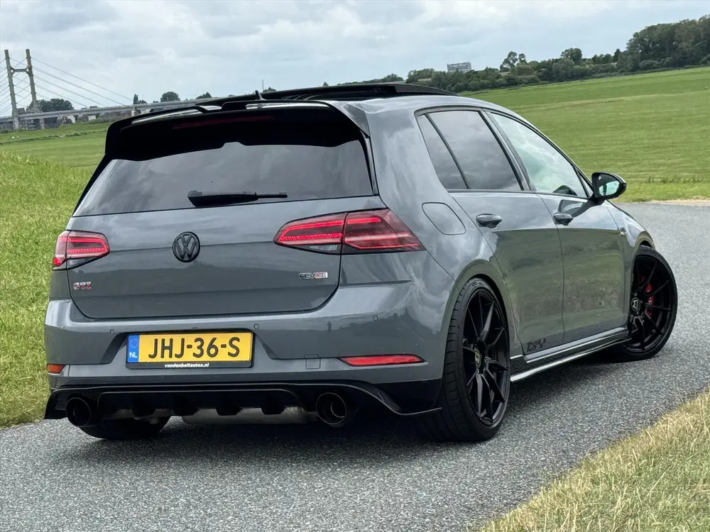 Volkswagen Golf 7.5 2.0 TSI GTI TCR 500PK / Pano / REVO Air uit 2019, foto 5