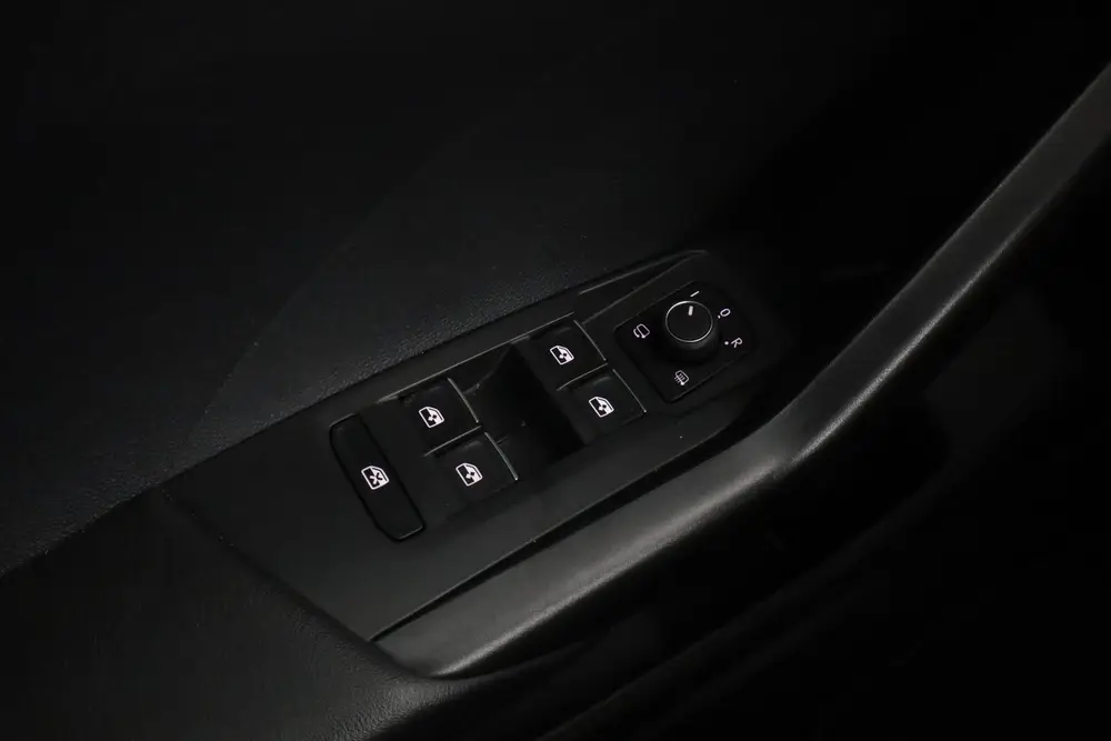 Volkswagen T-Cross 1.0 TSI R-Line |XJ88491| (bj 2022) uit 2022, foto 16