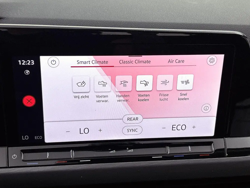 Volkswagen Golf 1.4 eHybrid Style | APPLE CARPLAY | ANDROID uit 2023, foto 16