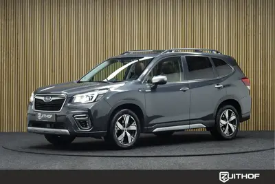 Subaru Forester 2.0i e-BOXER First Edition AWD | Elek. Glaze uit 2020