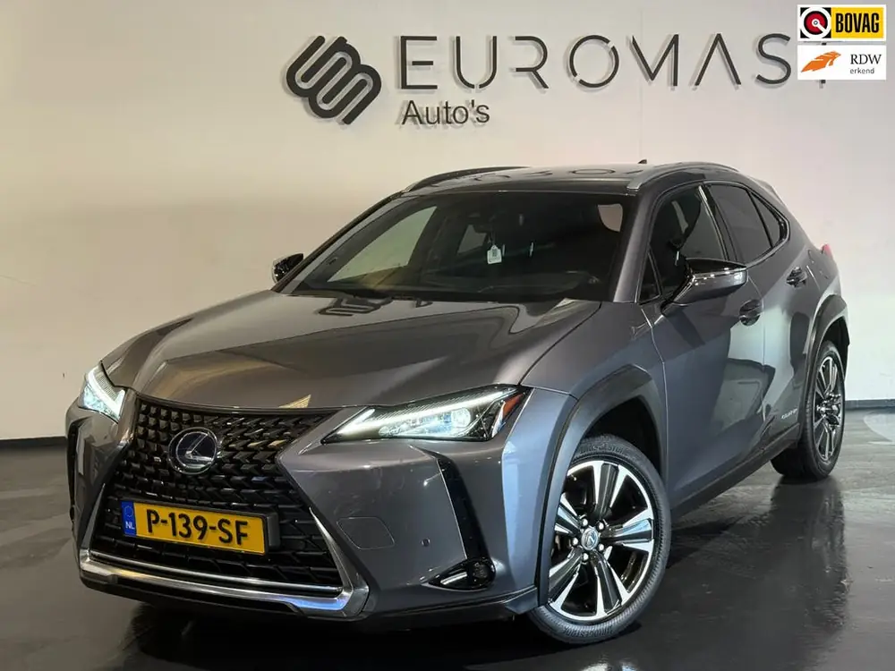 Lexus UX 250h Preference Line Hybrid Camera Cruise Control uit 2021