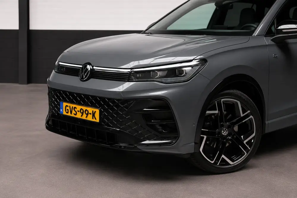Volkswagen Tiguan 1.5 eTSI R-Line|Pano|Massage|Trekh|IQ uit 2024, foto 2