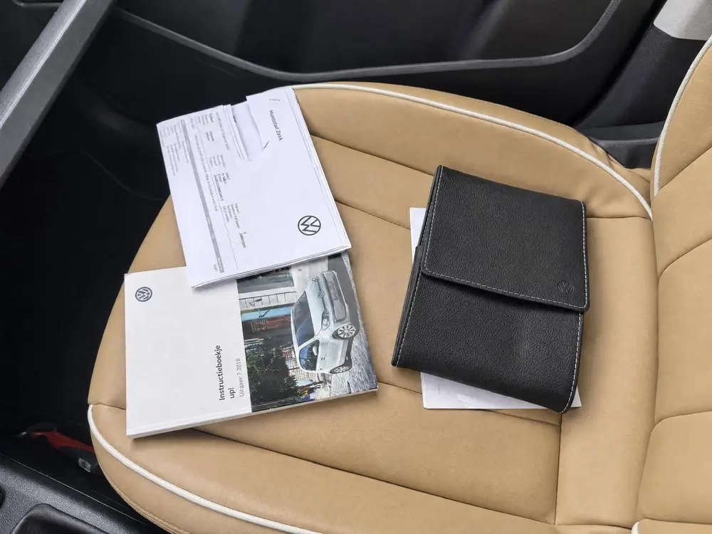 Volkswagen Up! 1.0 TSI BMT cross up! met Leder ! 16 Inch ! S uit 2019, foto 12
