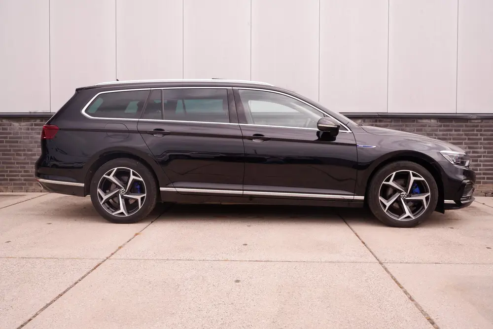 Volkswagen Passat Variant 1.4 TSI PHEV GTE Business | Pano | uit 2022, foto 19