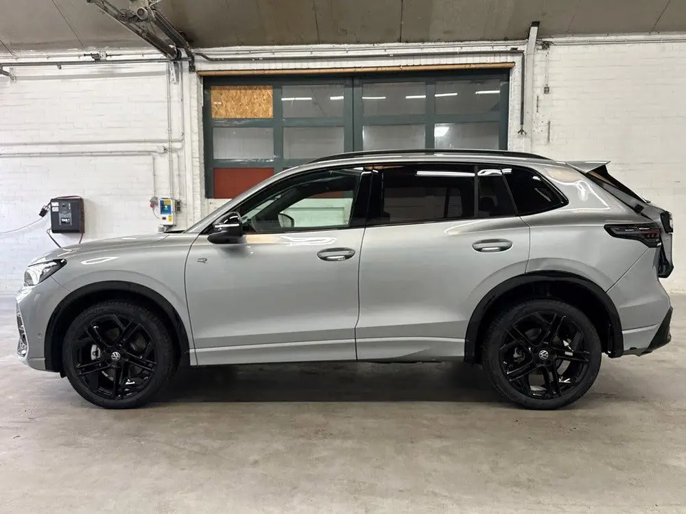 Volkswagen Tiguan 2.0 R-Line | Memory seats | Massage | ACC uit 2026, foto 2