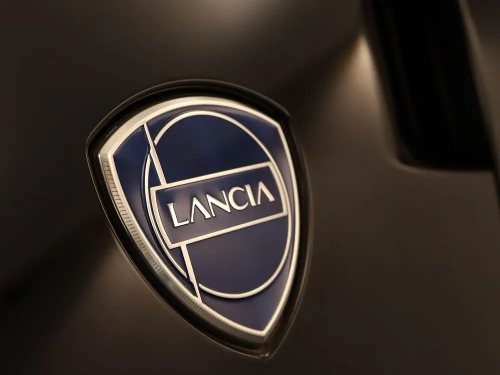 Lancia Ypsilon LX 51 kWh - ORIGINEEL NEDERLANDSE AUTO - DODE uit 2025, foto 18