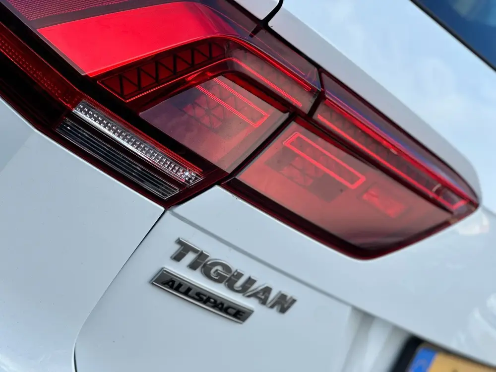 Volkswagen Tiguan Allspace 1.5 TSI Highline Business R/1STE uit 2020, foto 10