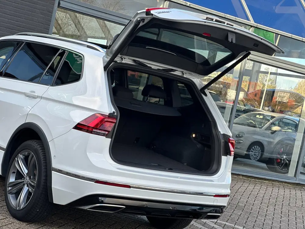 Volkswagen Tiguan Allspace 1.5 TSI Highline Business R/1STE uit 2020, foto 11