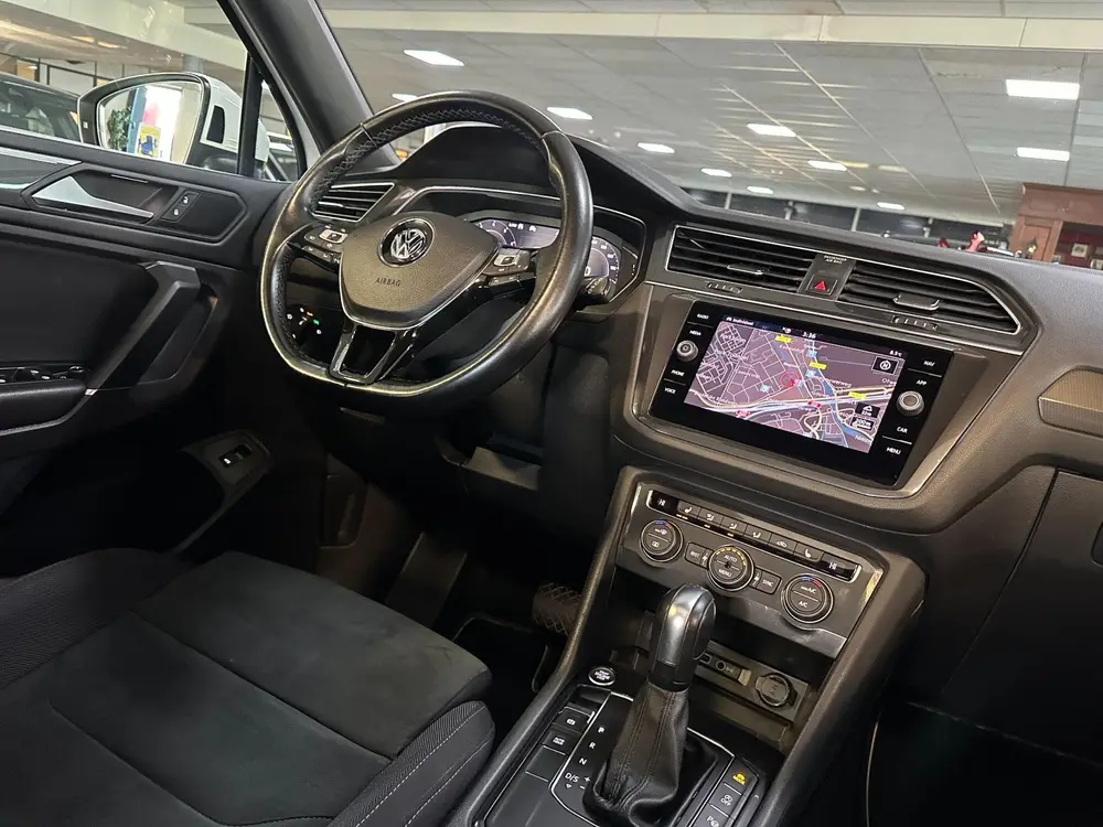 Volkswagen Tiguan Allspace 1.5 TSI Highline Business R/1STE uit 2020, foto 18