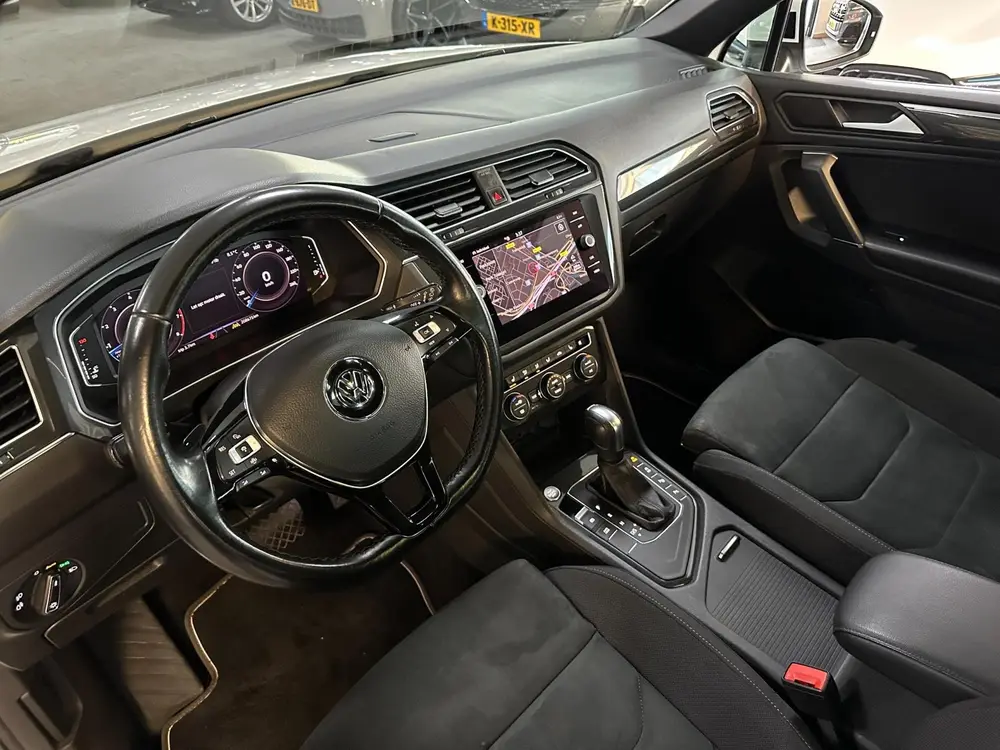 Volkswagen Tiguan Allspace 1.5 TSI Highline Business R/1STE uit 2020, foto 19