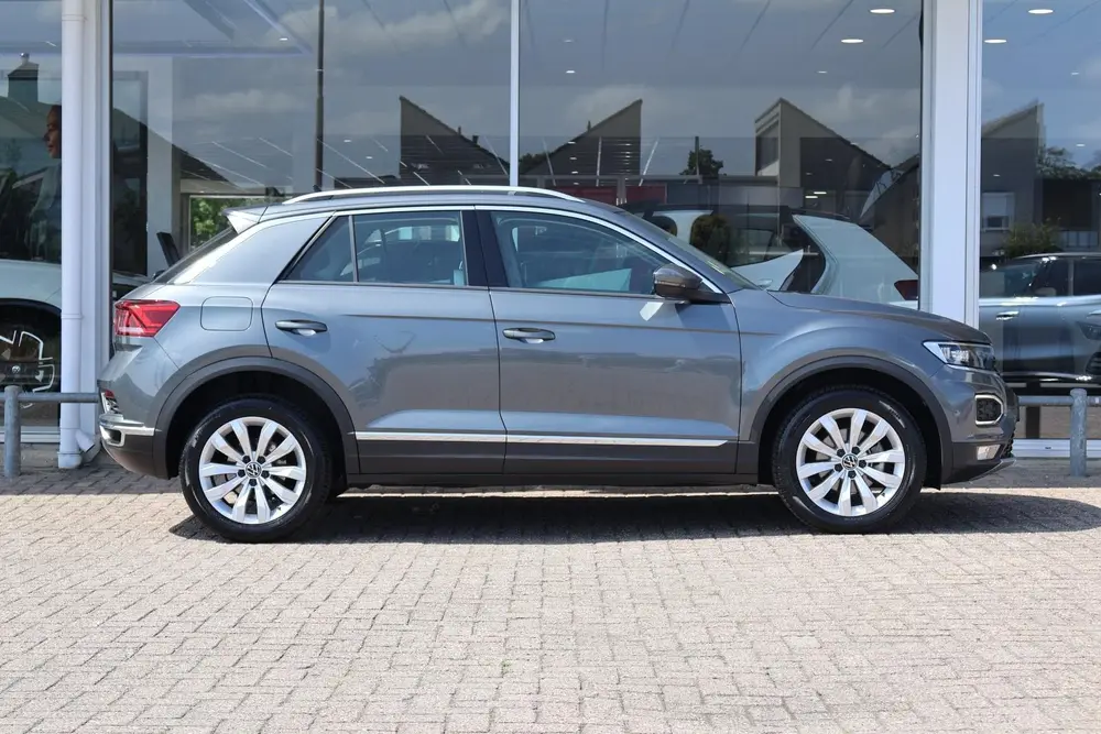 Volkswagen T-Roc 1.5 TSI 150 pk DSG Sport | Carplay | Adapti uit 2021, foto 3
