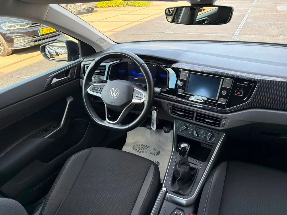 Volkswagen Polo 1.0 TSI Life APPLE CARPLAY/ PDC uit 2021, foto 6