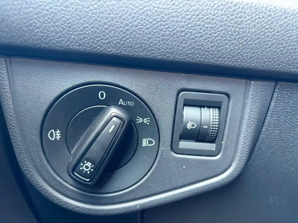 Volkswagen Polo 1.0 TSI Life APPLE CARPLAY/ PDC uit 2021, foto 8