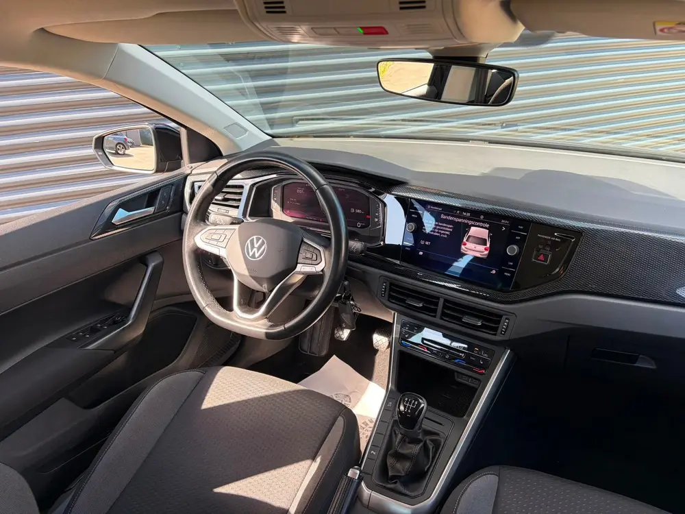 Volkswagen Polo 1.0 TSI Life APPLE CARPLAY/ PDC / CLIMA uit 2022, foto 4