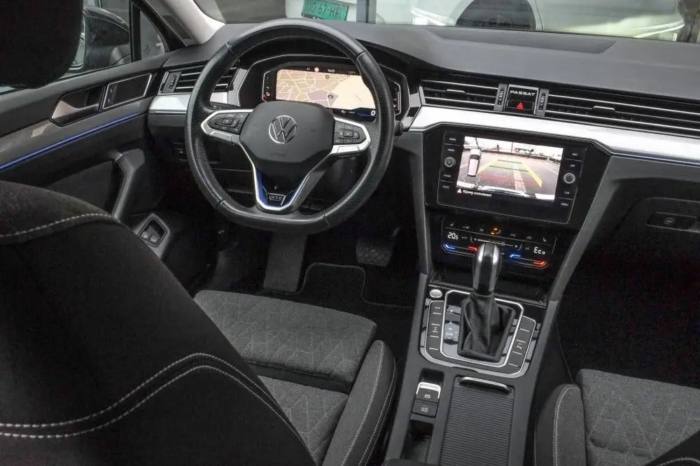 Volkswagen Passat Variant GTE, SOH 96% (bj 2023, automaat) uit 2023, foto 3