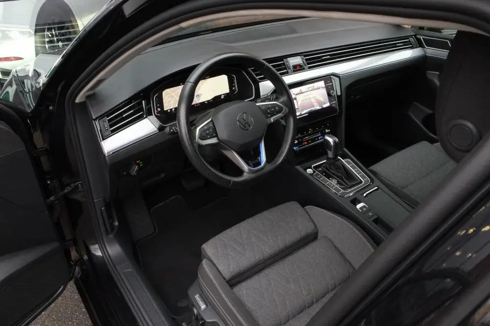Volkswagen Passat Variant GTE, SOH 96% (bj 2023, automaat) uit 2023, foto 5