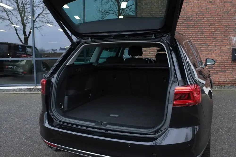 Volkswagen Passat Variant GTE, SOH 96% (bj 2023, automaat) uit 2023, foto 9