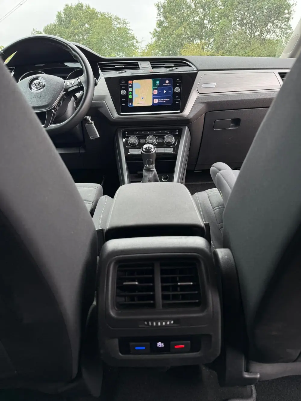 Volkswagen Touran TSI Highline 115pk 2019 uit 2019, foto 15