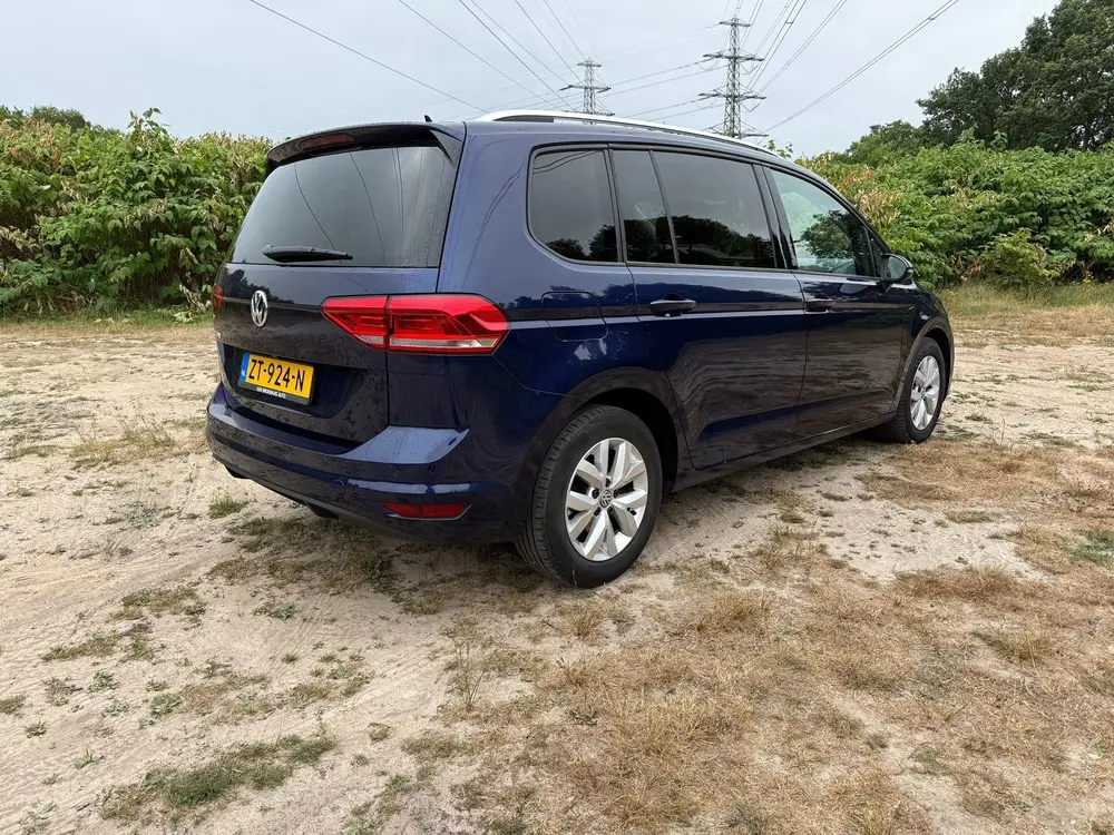 Volkswagen Touran TSI Highline 115pk 2019 uit 2019, foto 5