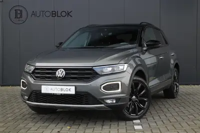 Volkswagen T-Roc Volkswagen T-Roc 1.5 TSI Style | Camera | S uit 2021