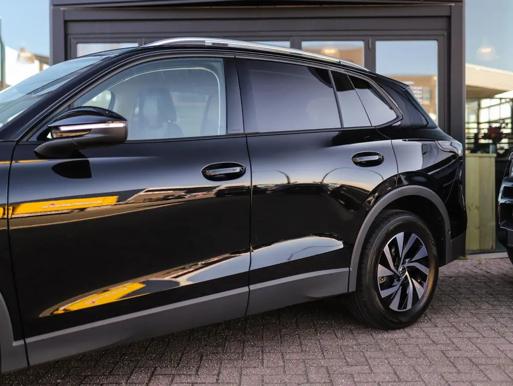 Volkswagen Tiguan 1.5 eTSI Life Edition | Keyless | Camera | uit 2026, foto 3