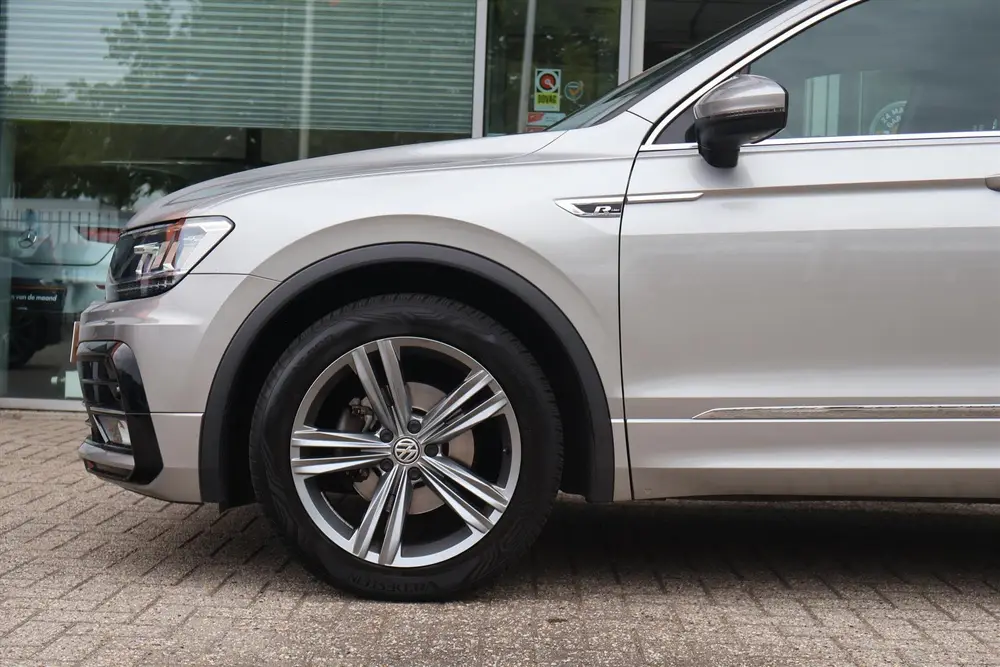 Volkswagen Tiguan 1.5 TSI R-LINE I Camera I Navi I Virtual C uit 2019, foto 15