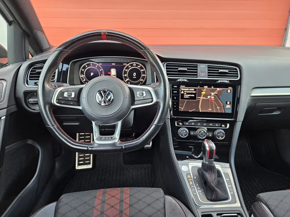 Volkswagen Golf 2.0 TSI GTI TCR | Akrapovic | Pano | ACC | R uit 2019, foto 16