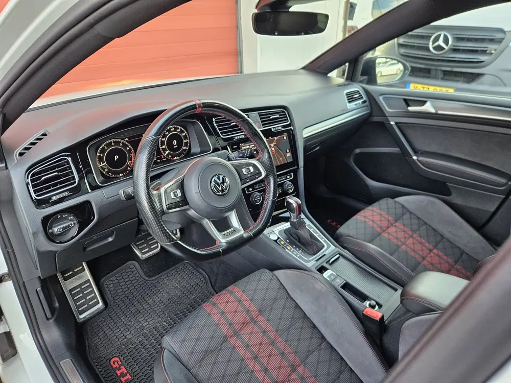 Volkswagen Golf 2.0 TSI GTI TCR | Akrapovic | Pano | ACC | R uit 2019, foto 3