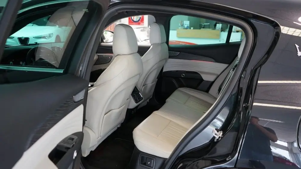 Maserati Grecale 2.0 GT 4WD | Sport stoelen | lucht vering | uit 2022, foto 12
