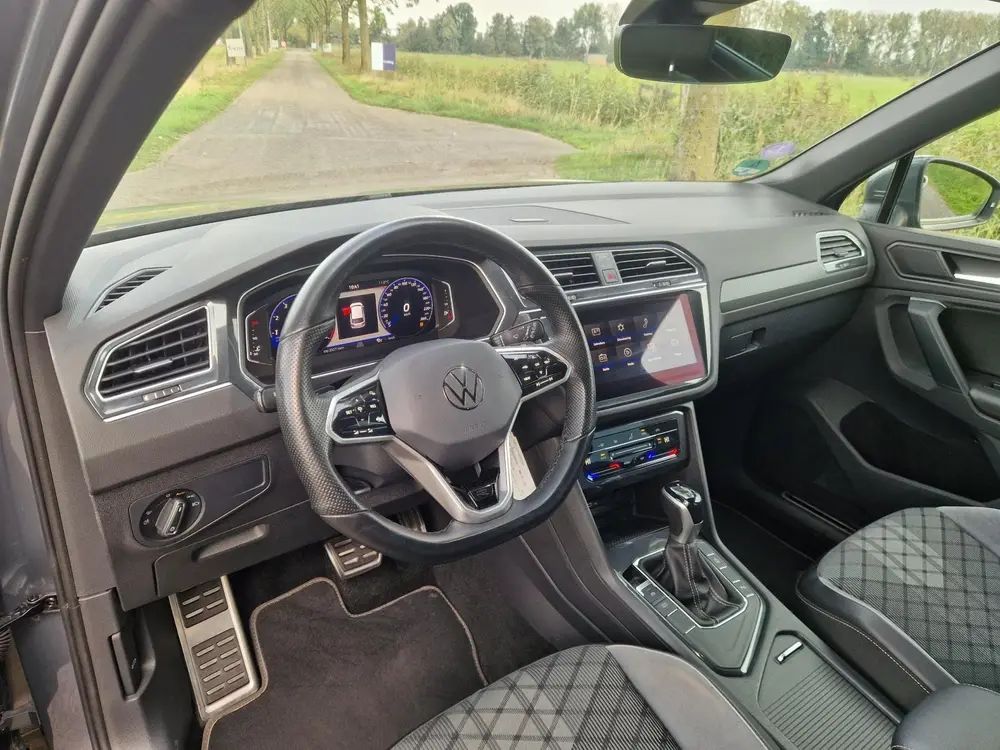 Volkswagen Tiguan 1.5 TSI R-Line, trekhaak, 1e eigenaar uit 2021, foto 13