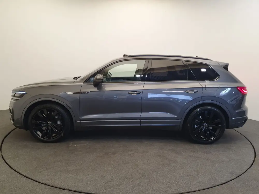 Volkswagen Touareg 3.0 TSi eHybrid 463pk DSG/AUT 4MOTION R P uit 2023, foto 2