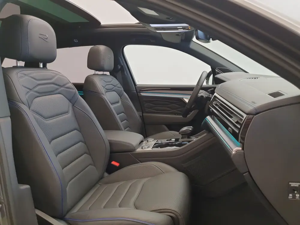 Volkswagen Touareg 3.0 TSi eHybrid 463pk DSG/AUT 4MOTION R P uit 2023, foto 3