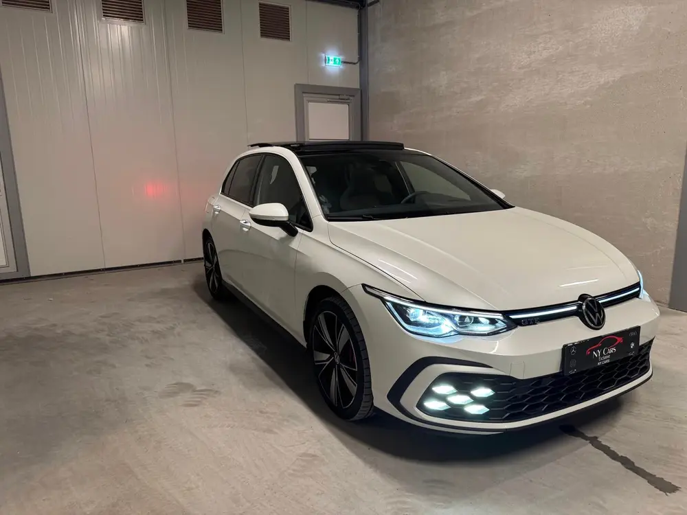 Volkswagen Golf 8 eHybrid GTE Pano|HuD|Sfeer|ACC uit 2021, foto 2