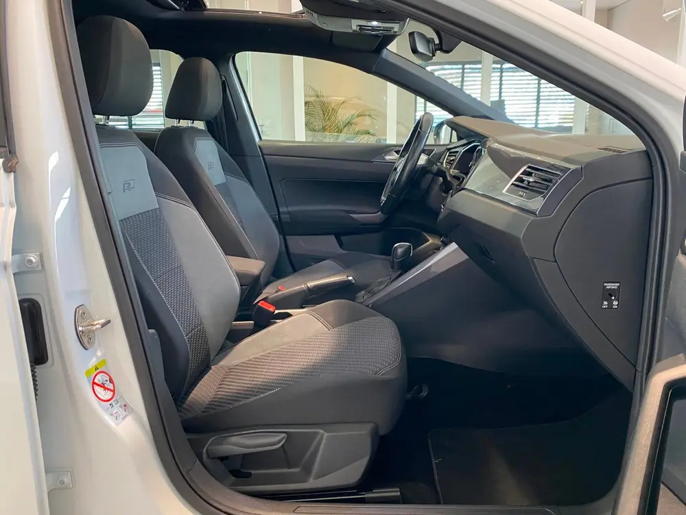 Volkswagen Polo 1.5 TSI 2x R-line 17" Pano Virtual LED uit 2020, foto 19