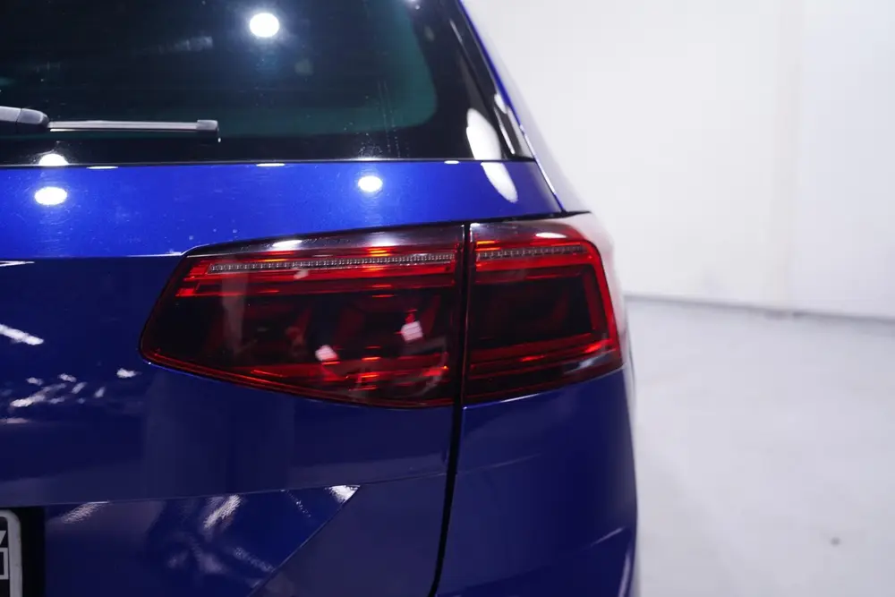 Volkswagen Passat Variant 1.5 TSI R-Line Business + NAP IQ.L uit 2022, foto 13