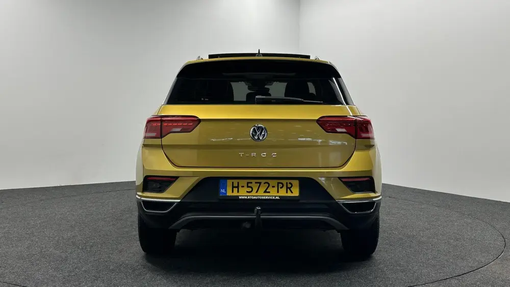 Volkswagen T-Roc 1.0 TSI Style Business PANO LM TREKHAAK DAB uit 2020, foto 11