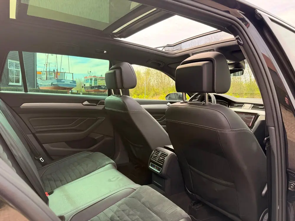Volkswagen Passat Variant 1.4 TSI PHEV GTE PANO/DAK VIRTUAL uit 2022, foto 15