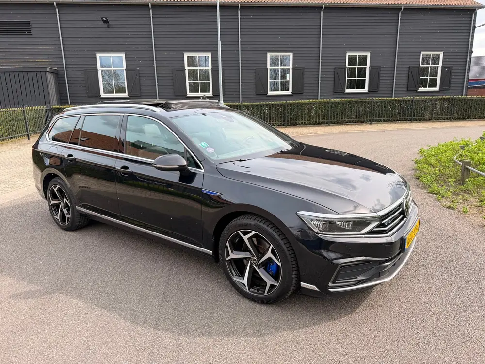 Volkswagen Passat Variant 1.4 TSI PHEV GTE PANO/DAK VIRTUAL uit 2022, foto 8