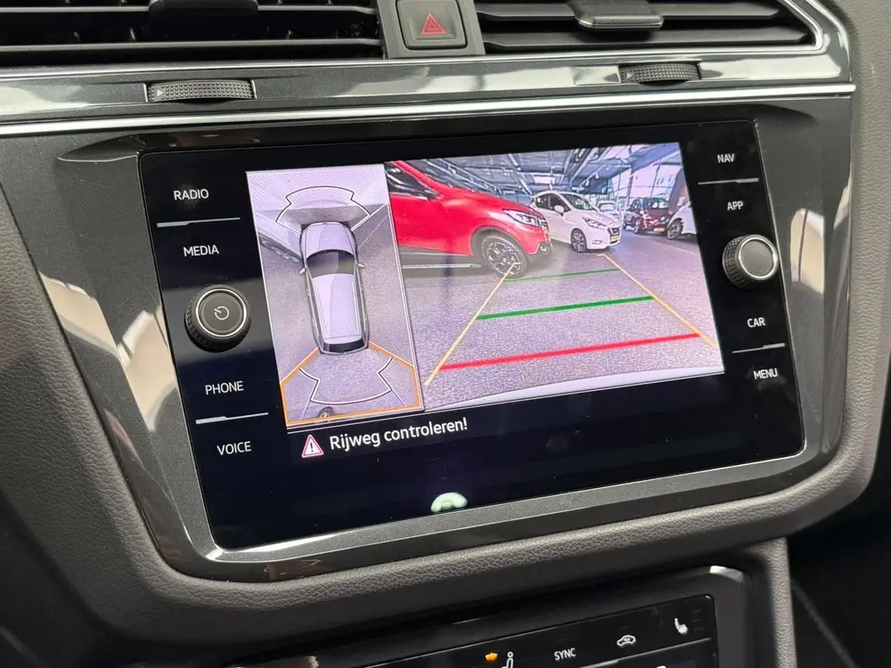 Volkswagen Tiguan 1.4 TSI eHybrid R-Line | Panoramadak | 360 uit 2023, foto 9