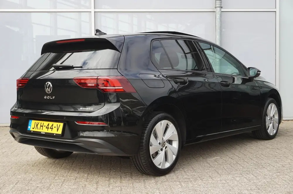 Volkswagen Golf 1.5 eHybrid 204pk Life Edition | SoH 100% | uit 2025, foto 2