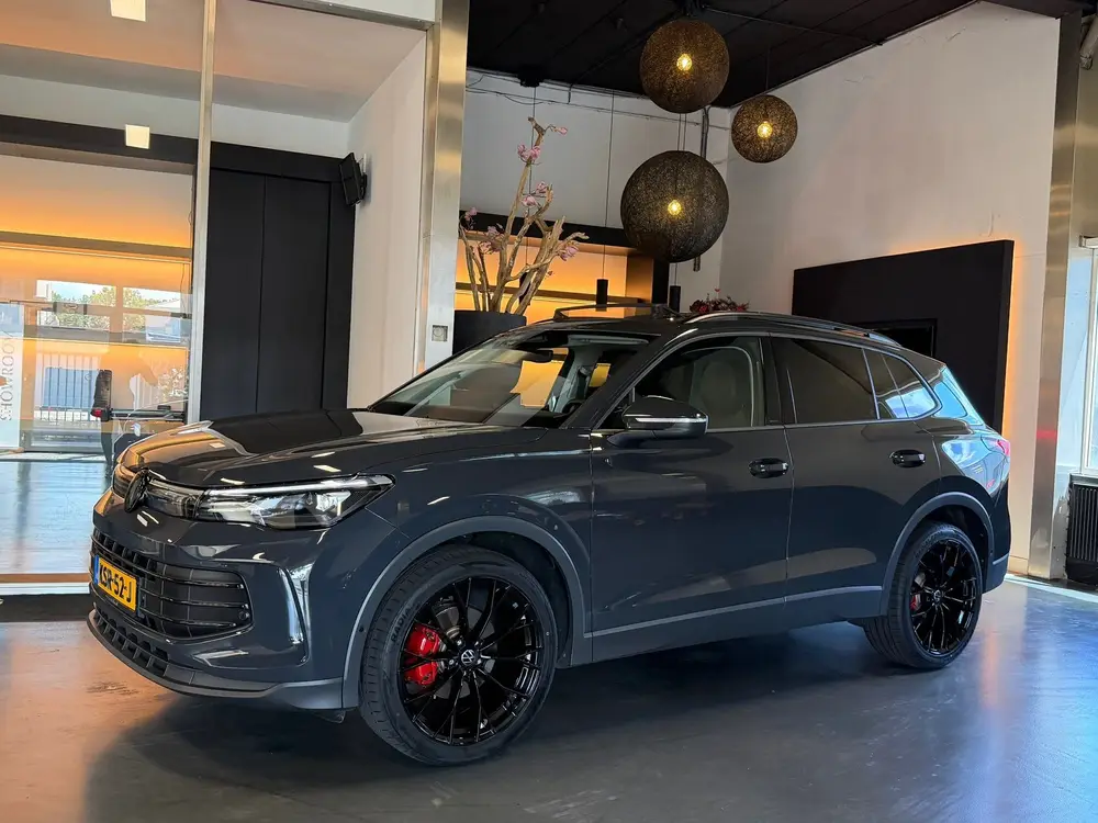 Volkswagen Tiguan 1.5 etsi Panorama Camera Led 1e eigenaar uit 2025, foto 3