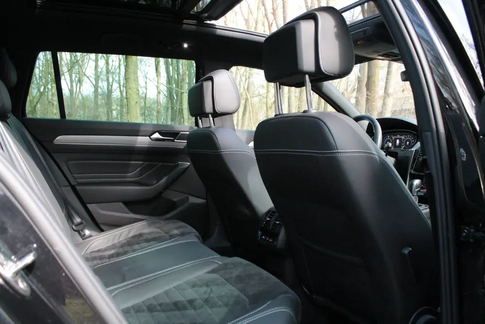 Volkswagen Passat Variant 1.4 TSI PHEV GTE Business | Pano | uit 2020, foto 16
